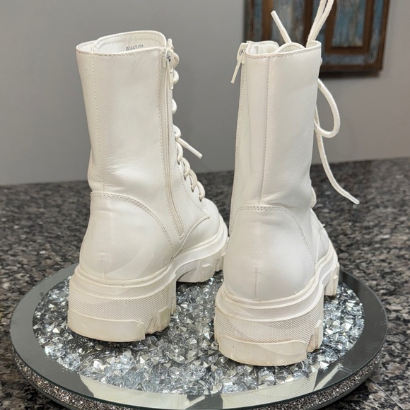 Forever 21 white Combat Boots 8 - Picture 3 of 14